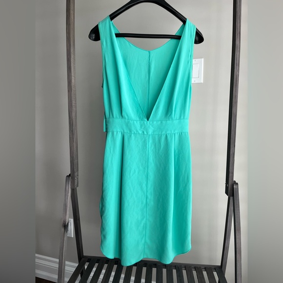 ARITZIA WILFRED Green Dress with Pockets Japanese Fabric size 4 - Picture 6 of 9